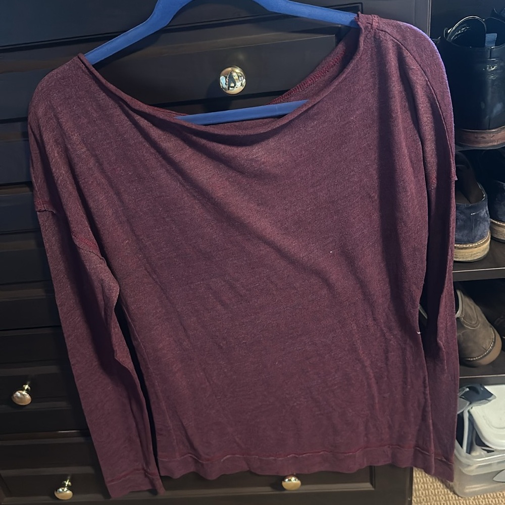 Pure Karma medium long sleeve t shirt drop sleeve design on side well made